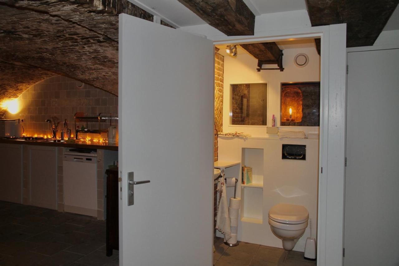 Top-Notch Apartment Along Canal In Historic Centre Amesterdão Exterior foto